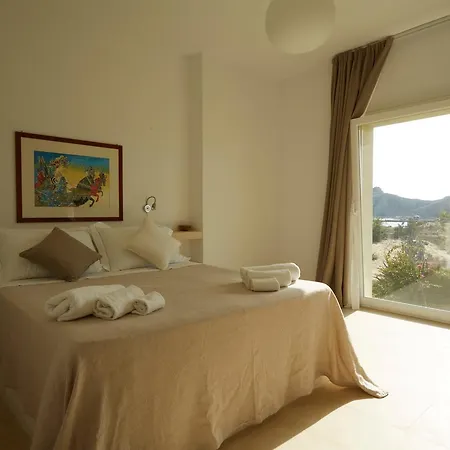 Acantha Boutique Hotel 3*